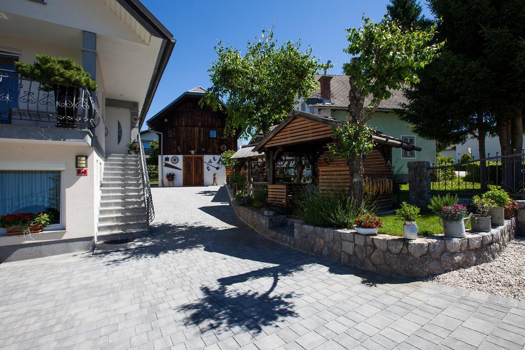 Barn House Mm Διαμέρισμα Μπλεντ Εξωτερικό φωτογραφία